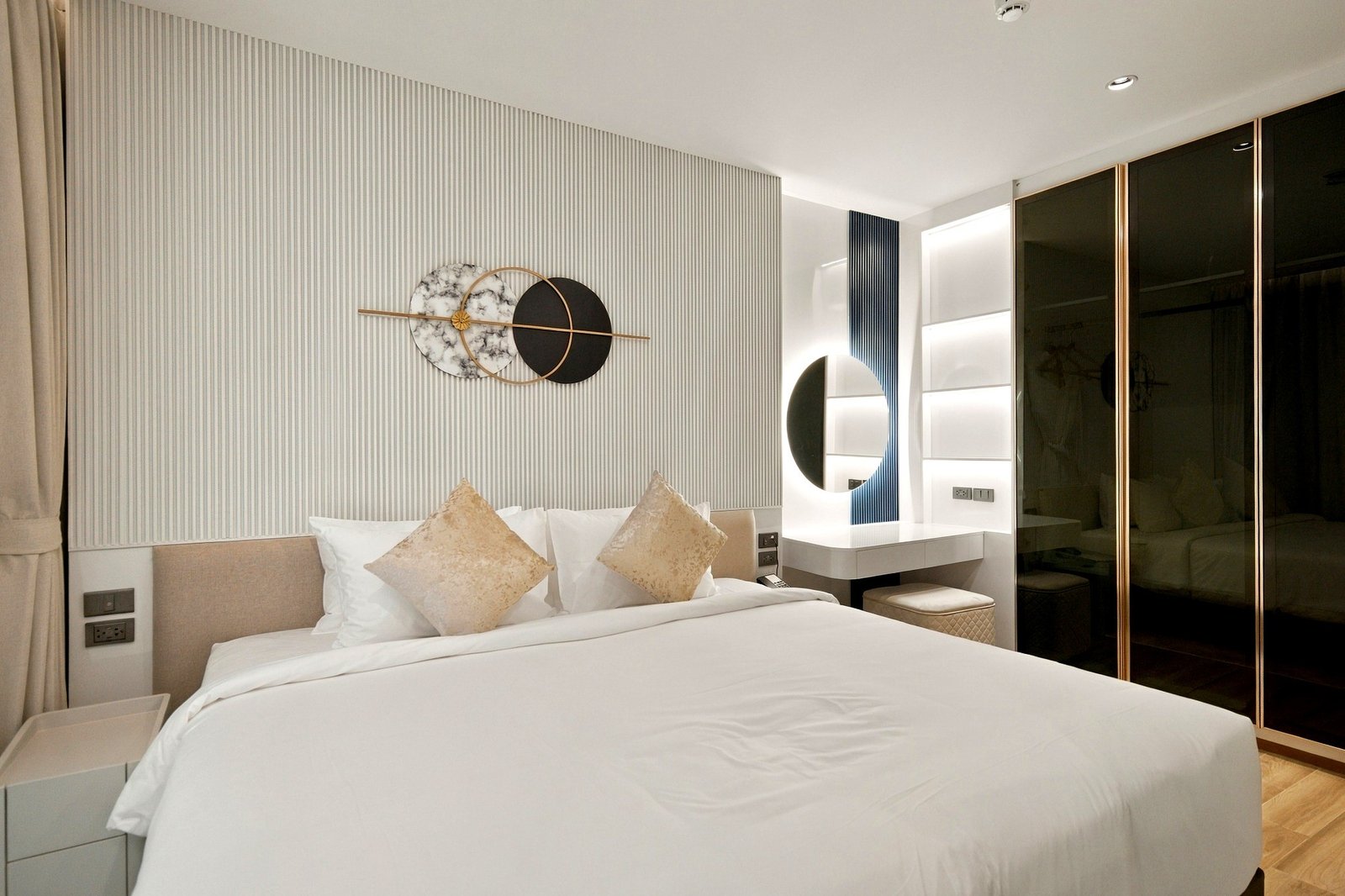 Квартира в современном жилом комплексе Above Element Condominium